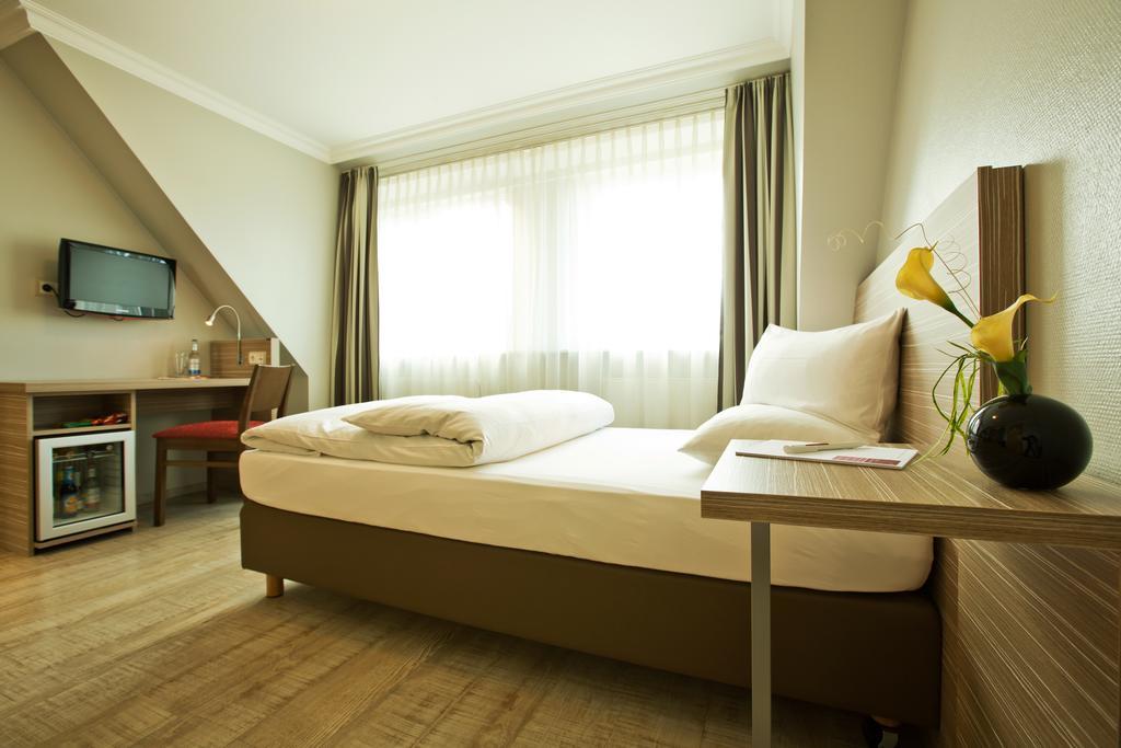 Boutiquehotel Myn Utspann Husum  Zewnętrze zdjęcie